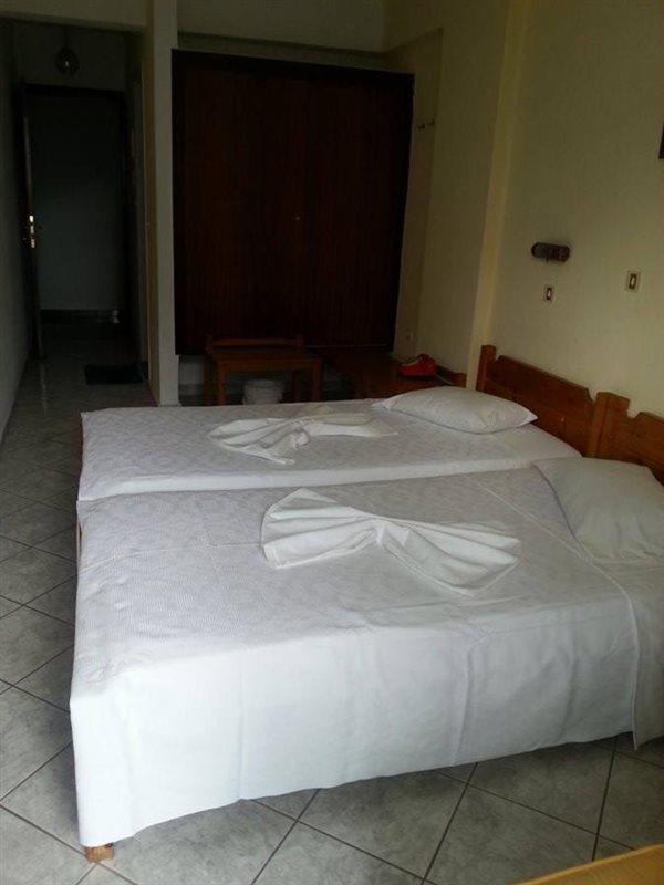 Karis Hotel