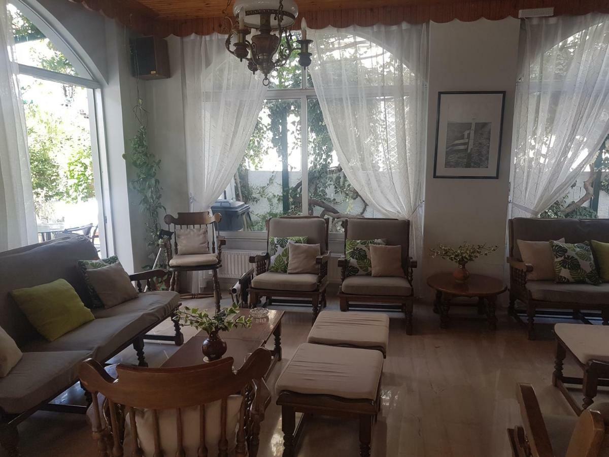 Hotel Karis 2*