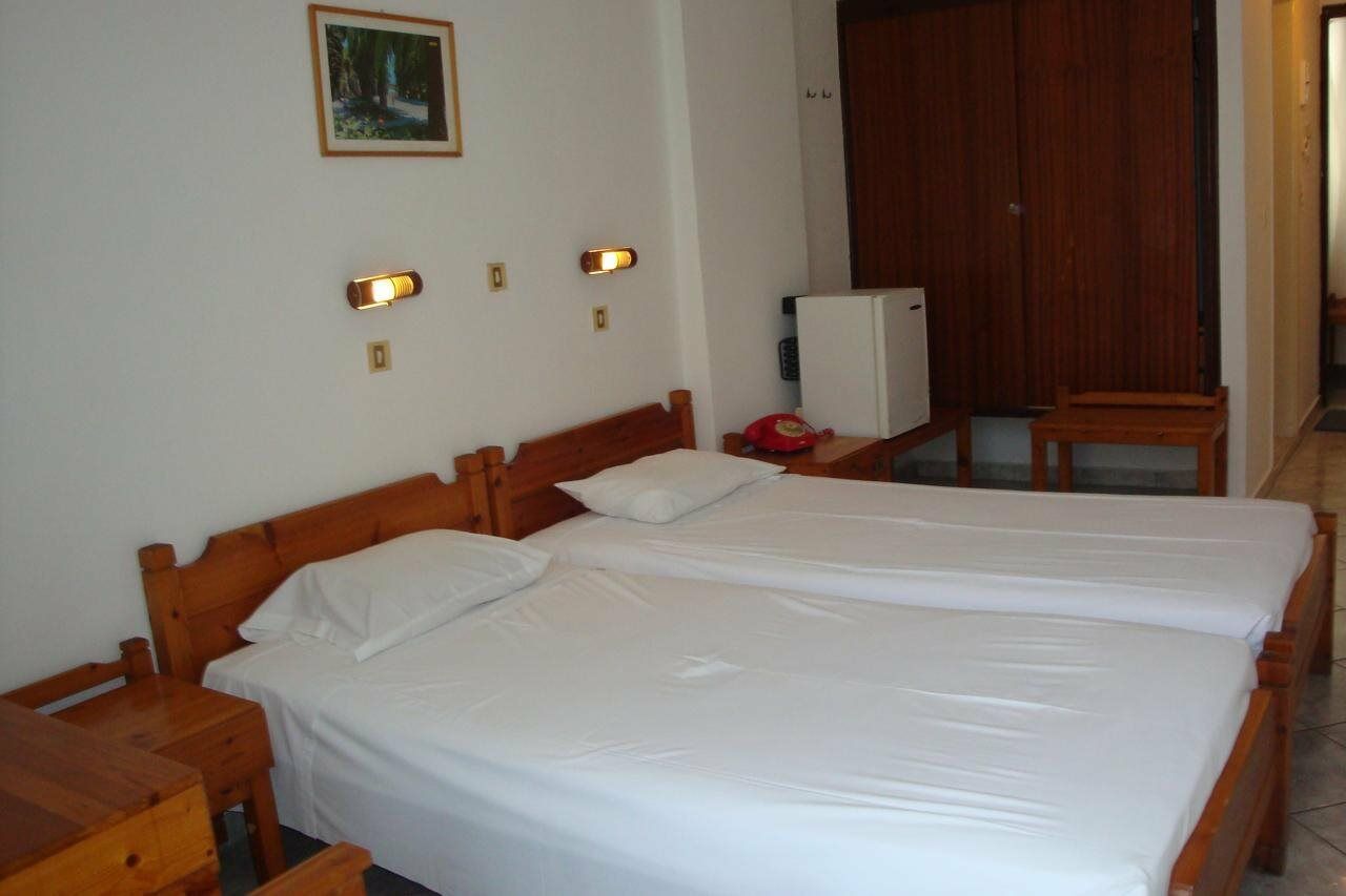 Hotel Karis